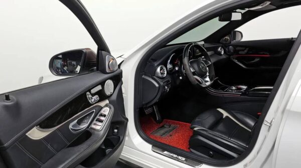 Mercedes C63S AMG Speedshift MCT