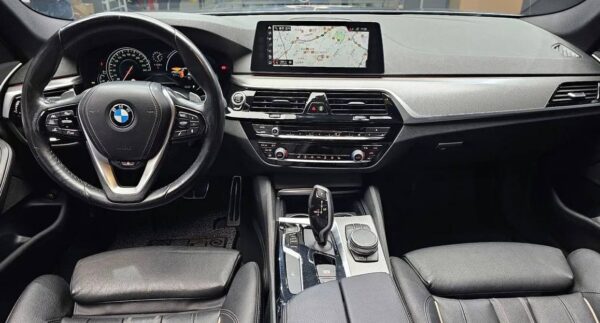 photo_2025-04-15_16-51-36 Bmw Serie 520d M Sport