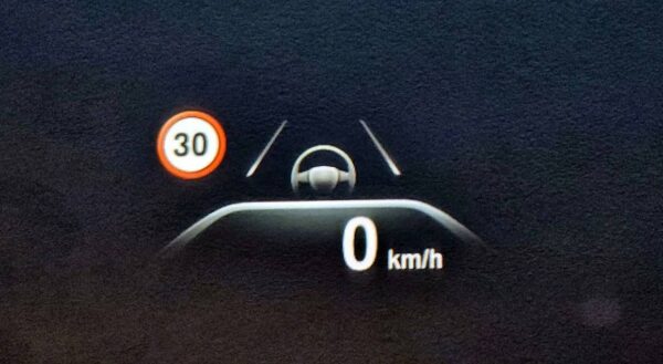 photo_2025-04-15_16-51-52 Bmw Serie 520d M Sport